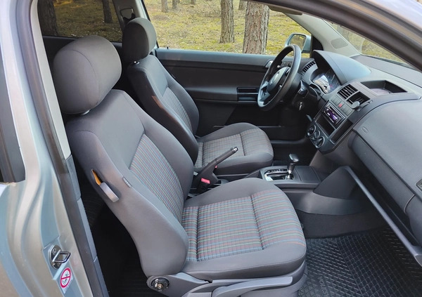 Volkswagen Polo cena 10000 przebieg: 199300, rok produkcji 2005 z Szlichtyngowa małe 121